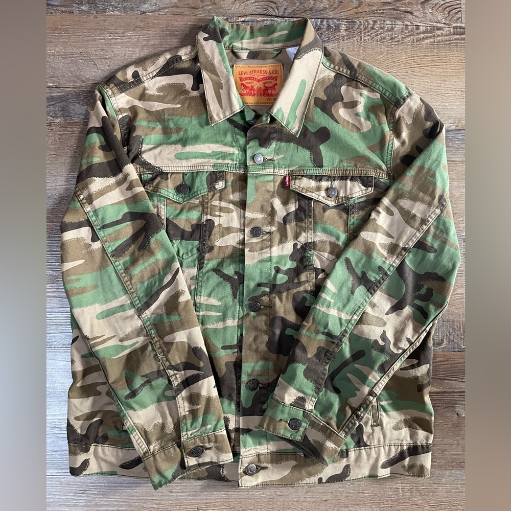 levi’s trucker fatigue jacket.
